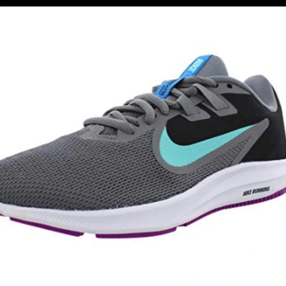 Nike Shoes - Nike Women's Downshifter 9.5 running shoe